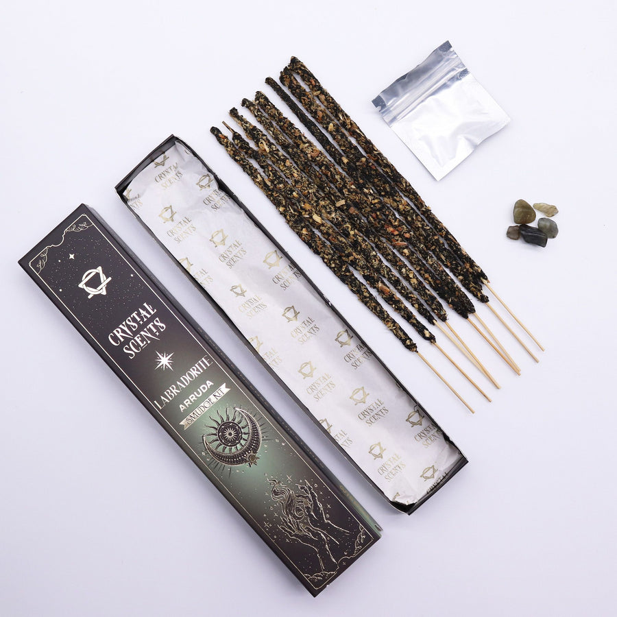 Incenso Smudge all’Arruda con Chips di Labradorite 🖤 Protezione & Intuizione
