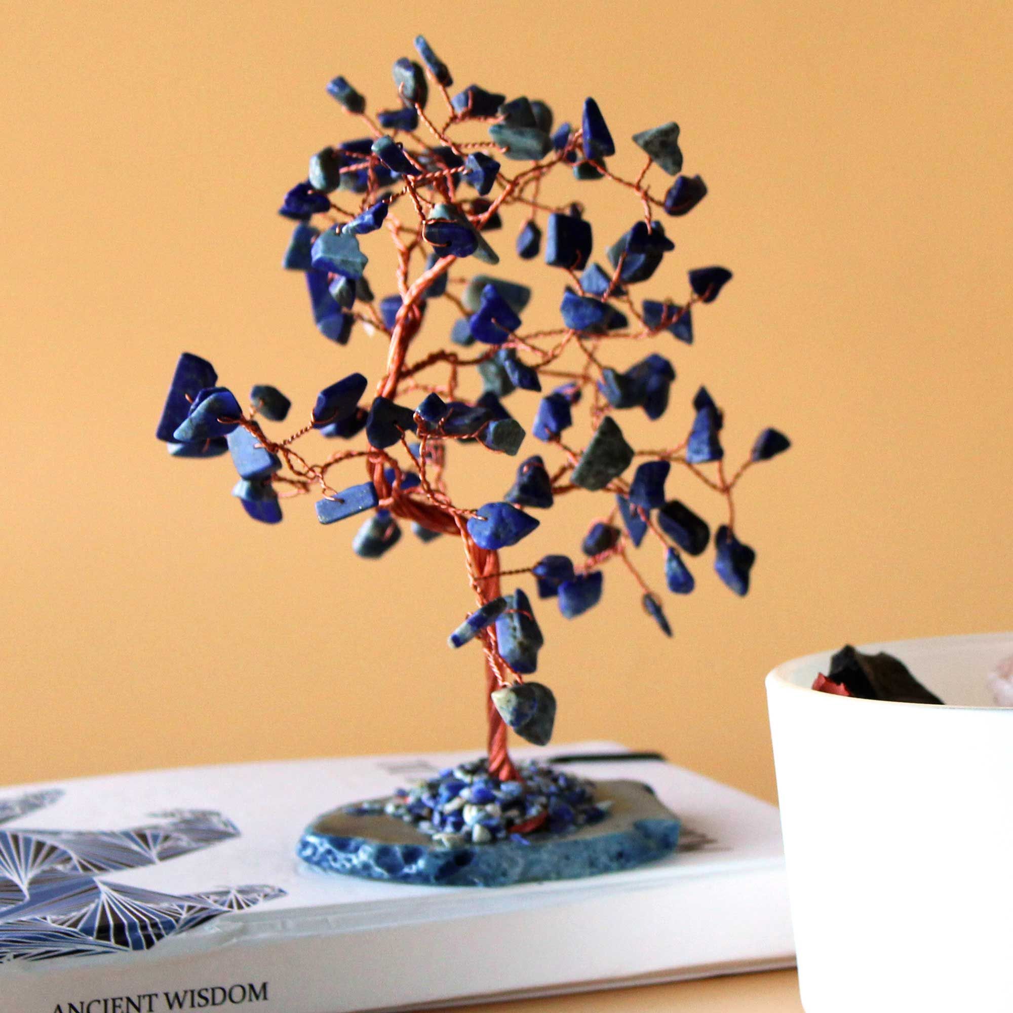 Albero di Pietre Preziose con 100 Sodalite – Base in Agata Blu – Serenità, Chiarezza Mentale e Comunicazione