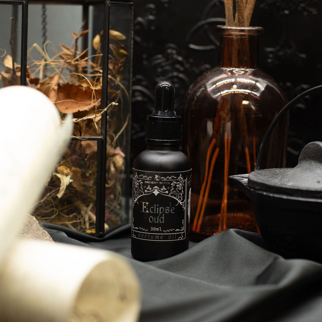 🍀 L’Elixir in Olio della Strega Antica ✦ Eclipse Oud