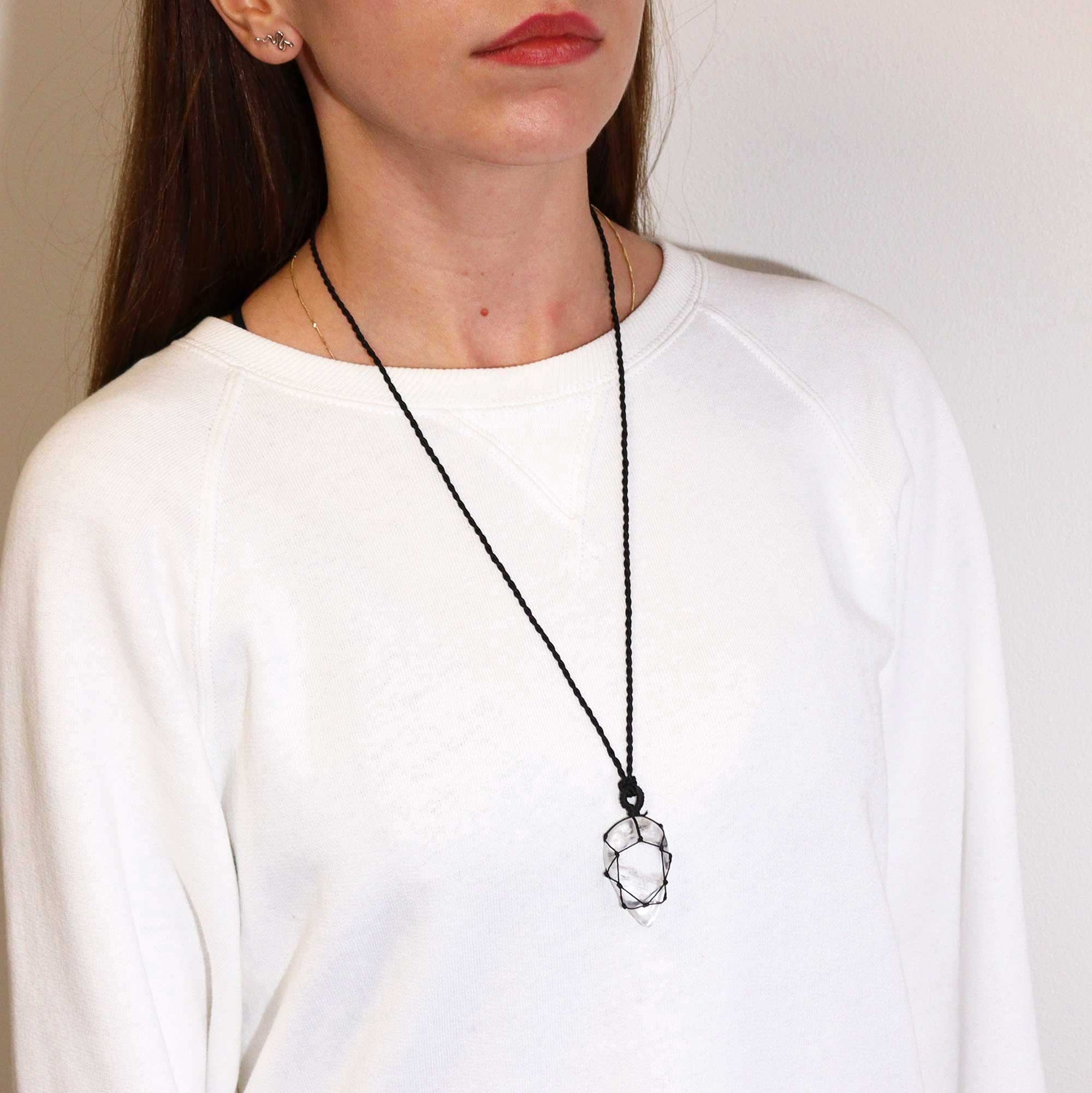 Collana della luna | Quarzo di rocca legato 🤍